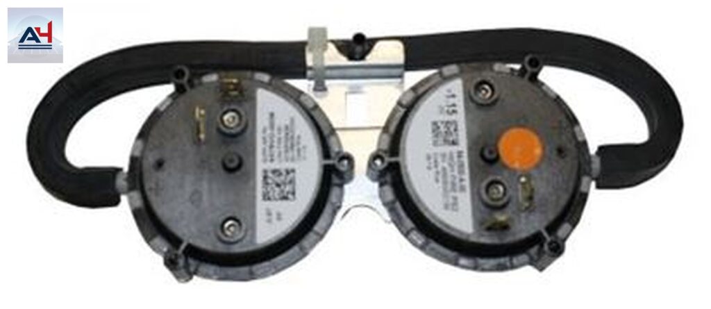 Goodman 0130F00434 -0.67/-1.15 in. WC Pressure Switch For GMEC960302BNAC, GMEC960303ANAA