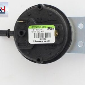 Reznor UDAP-100 197030 High Altitude Pressure Switch for UDAP-100 and